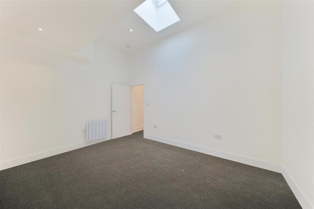 THE CHINES, 10A-21.jpg