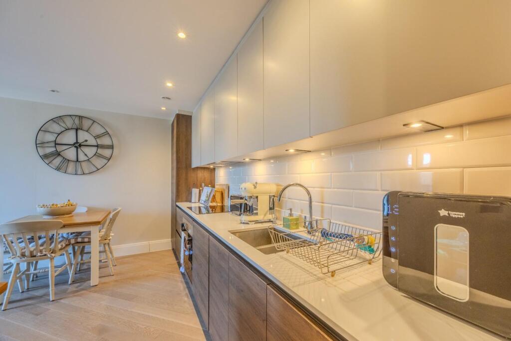 Lounge/Kitchen