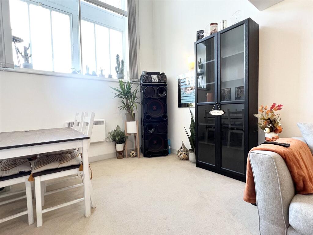 Chain Testing House, Swindon, Wiltshire, SN2