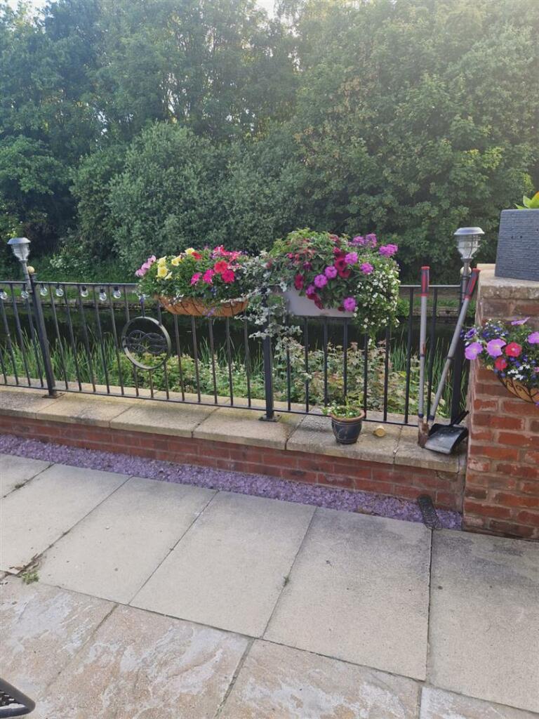 PHOTO-2024-11-26-16-38-29 (3).jpg