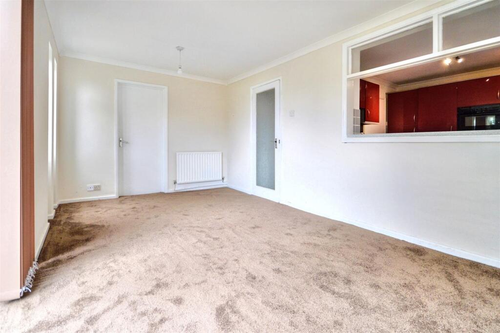 5. Dinning Room  (1).jpeg