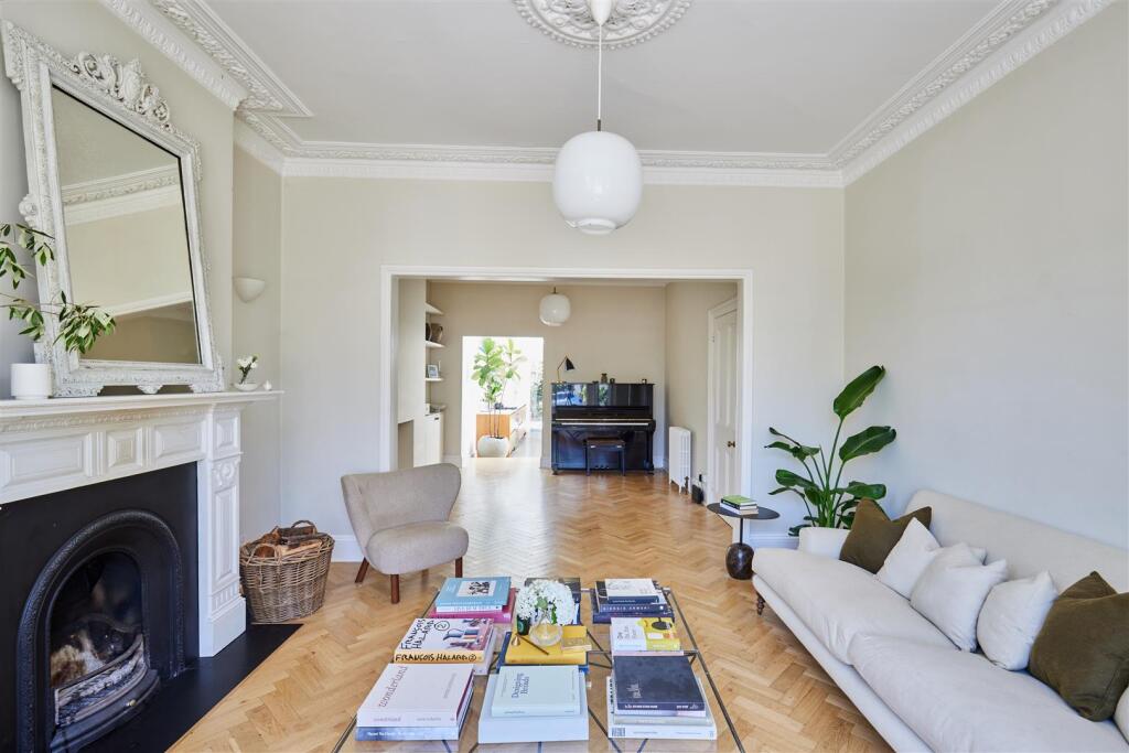 Walsingham Road_26.6.25_007.jpg