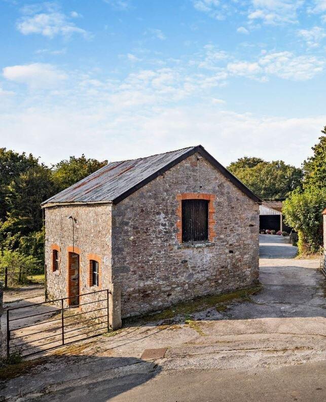 Barn