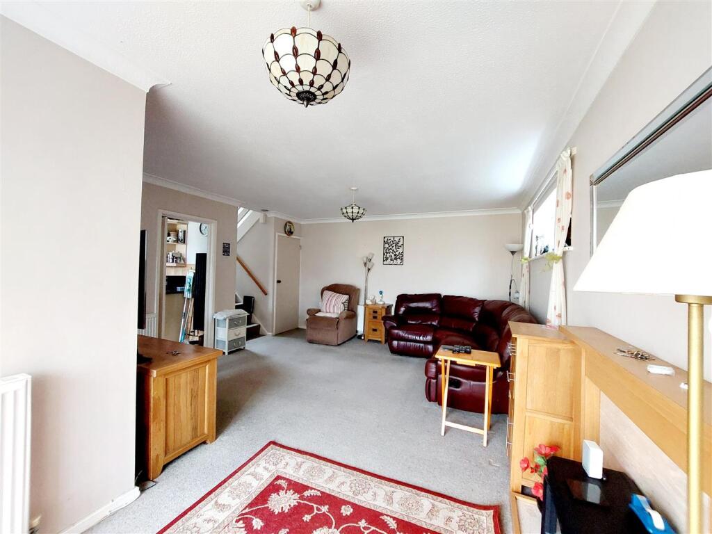 Living/Dining Room