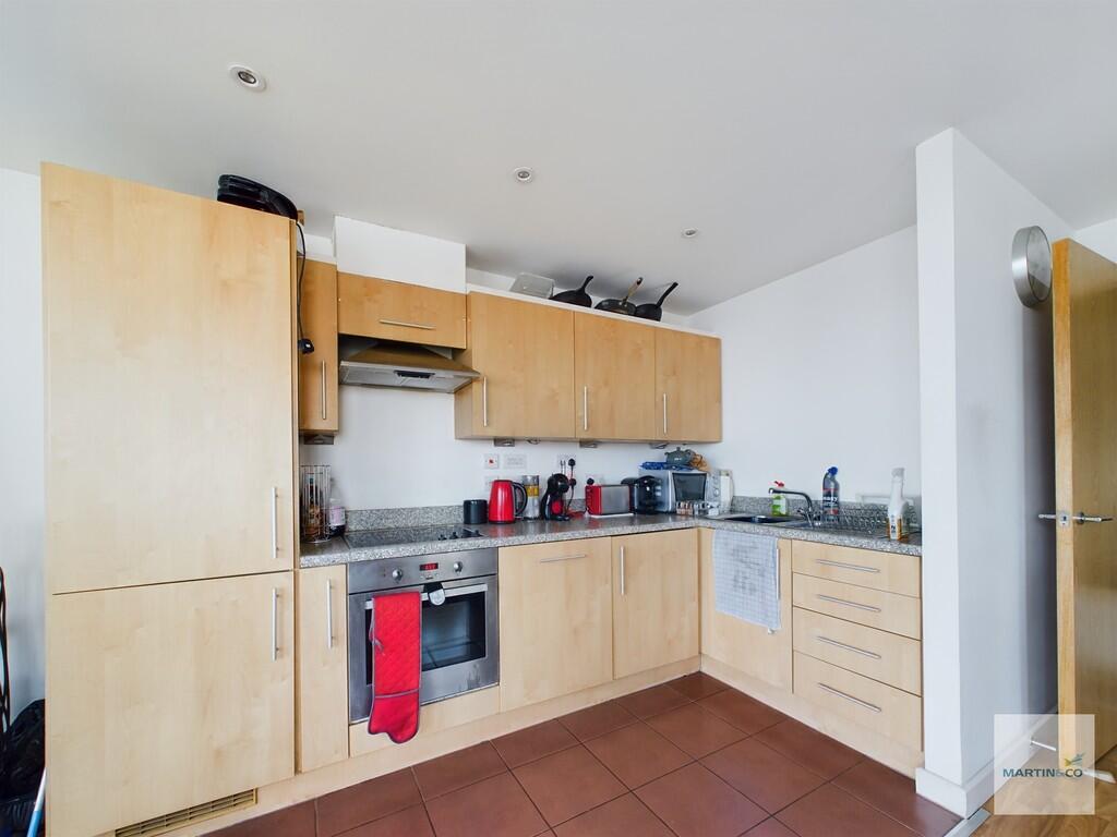 CAM03394G0-PR0203...