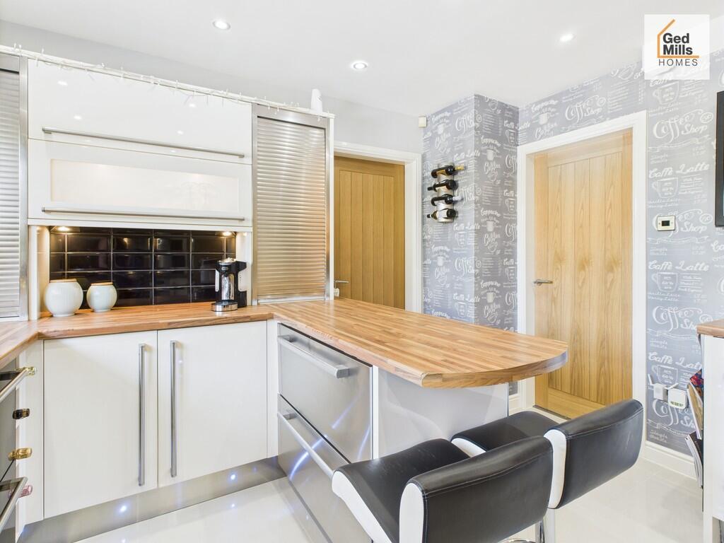 CAM04261G0-PR0086...