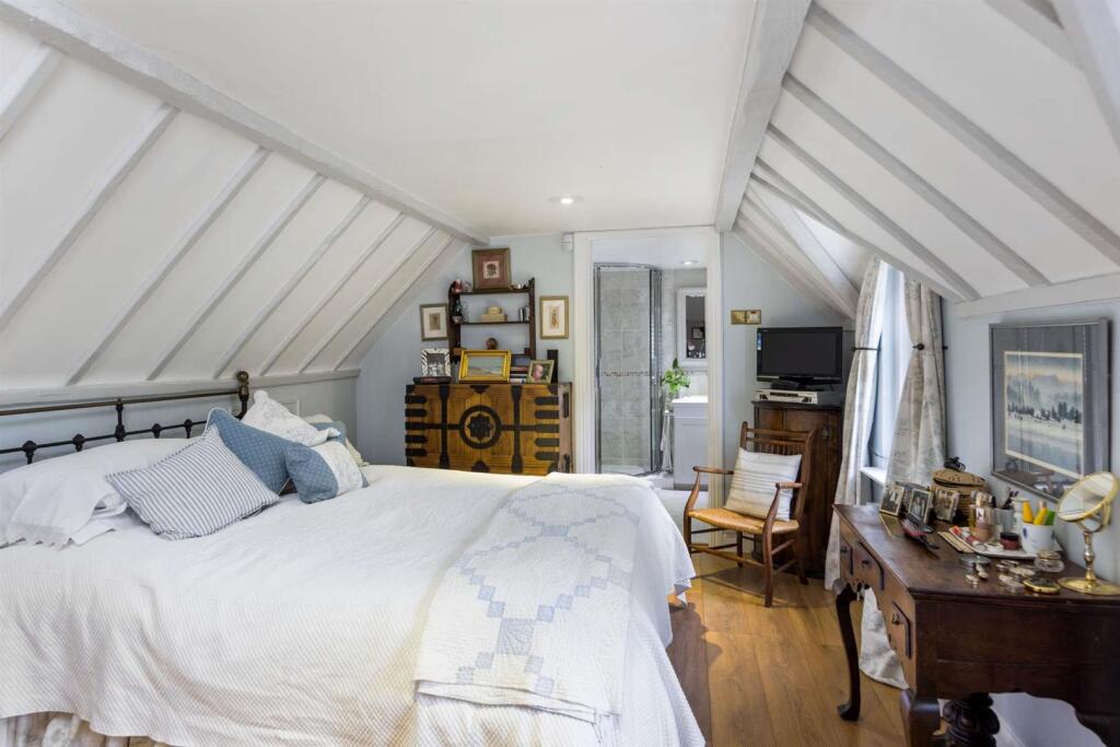 Smarkham Orchard, Madgehole Lane, Shamley Green, G