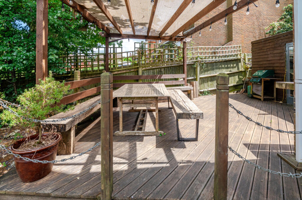 1313894-23-685ad0...