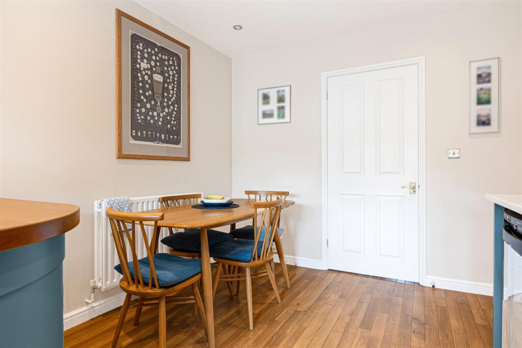 Kitchen/Breakfast Room