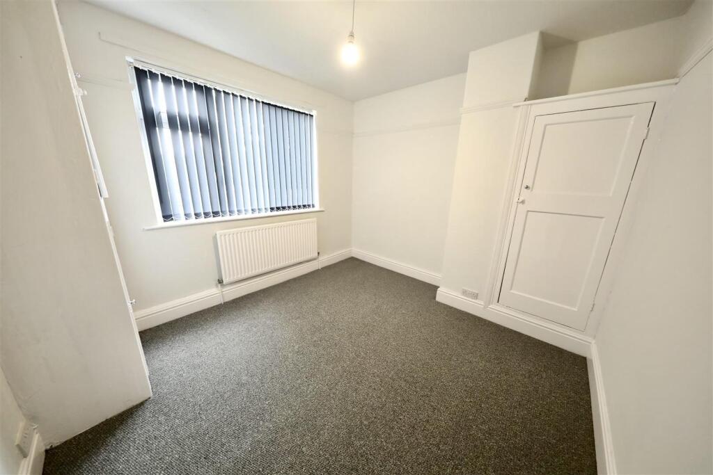 18 MurrayField - Bed 2.jpg