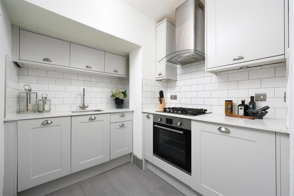 GF 139 Redland Road 12.JPG