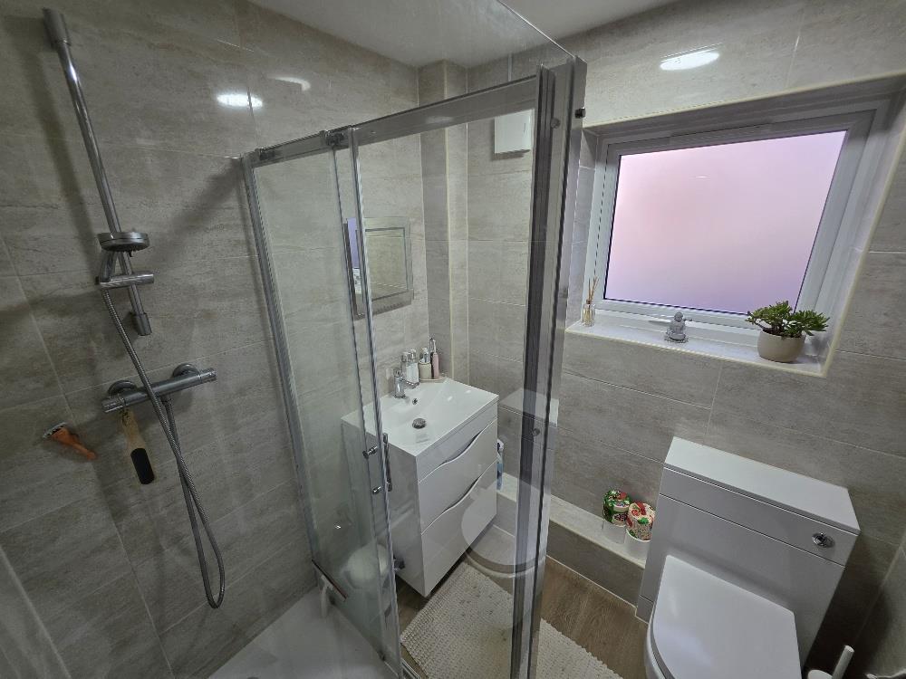 Shower Room/WC