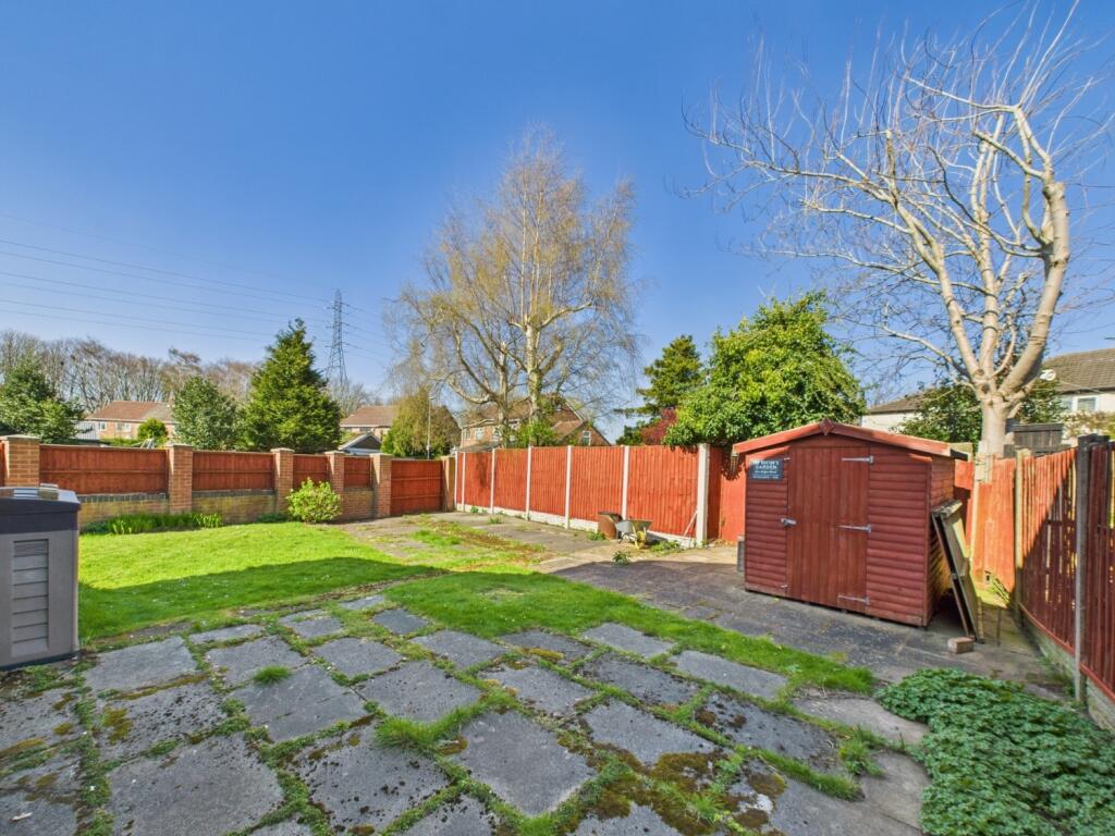 CAM02386G0-PR0124-STILL028