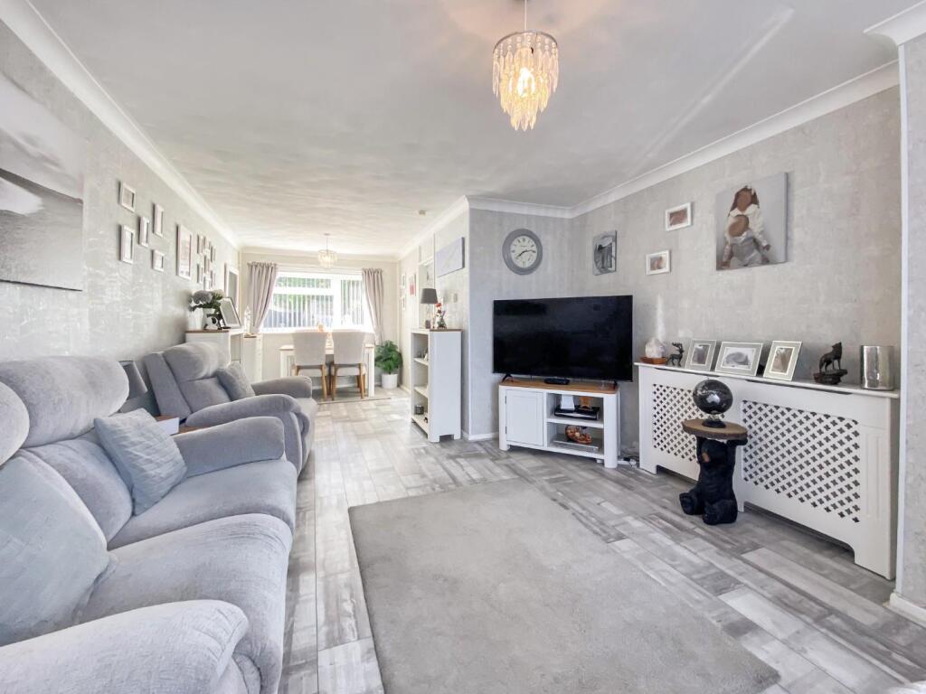 Lounge Dining Room
