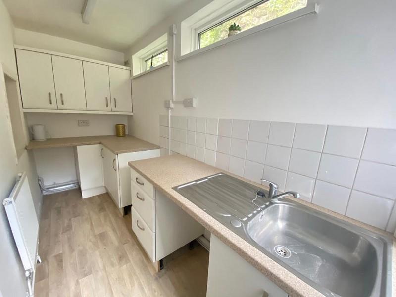 Second Kitchen / Utility Room