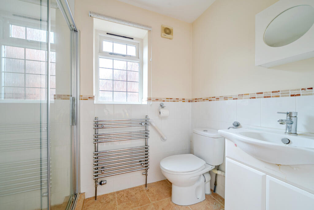 1342846-8-68adc4a...