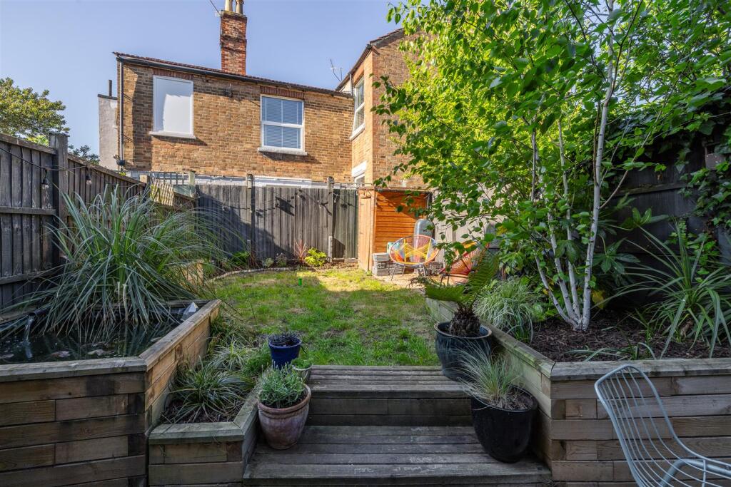 Grove Road, E17