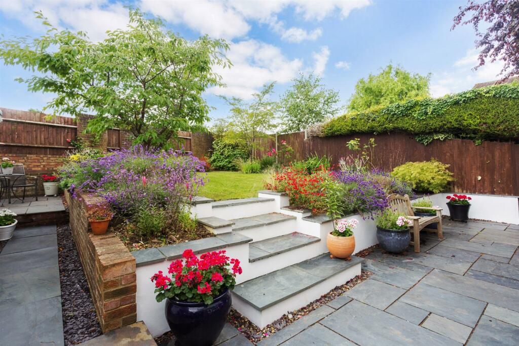 73576_12-Merestones-Close  (23)_low.jpg