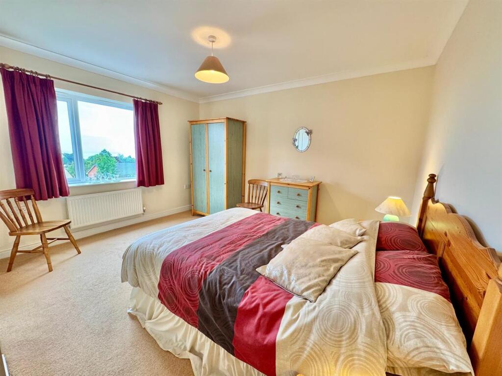 PHOTO-2025-08-12-06-55-38 (5).jpg