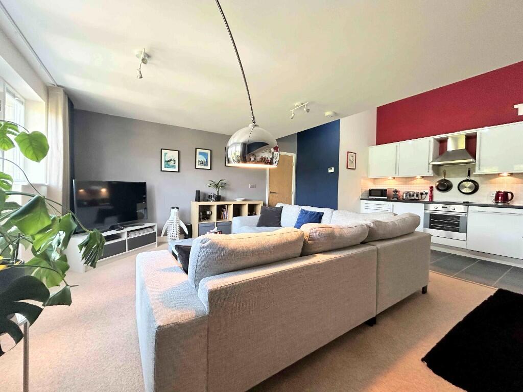 Living Room/Kitchen