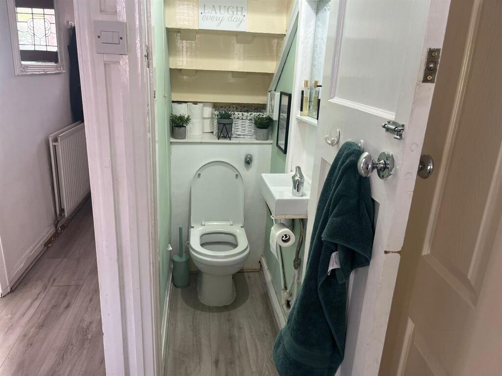 loo.jpg