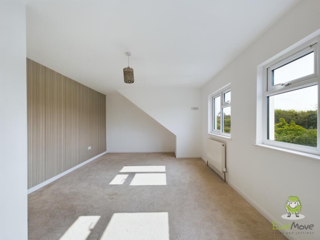 CAM01543G0-PR0091-STILL004