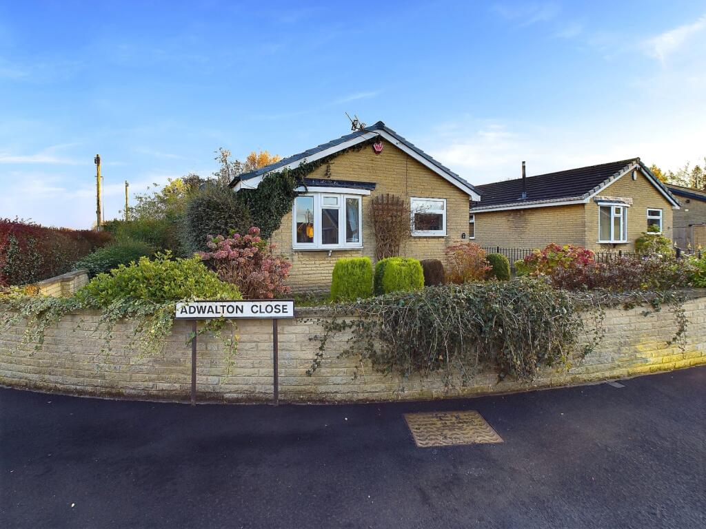 CAM04233G0-PR0010-STILL002