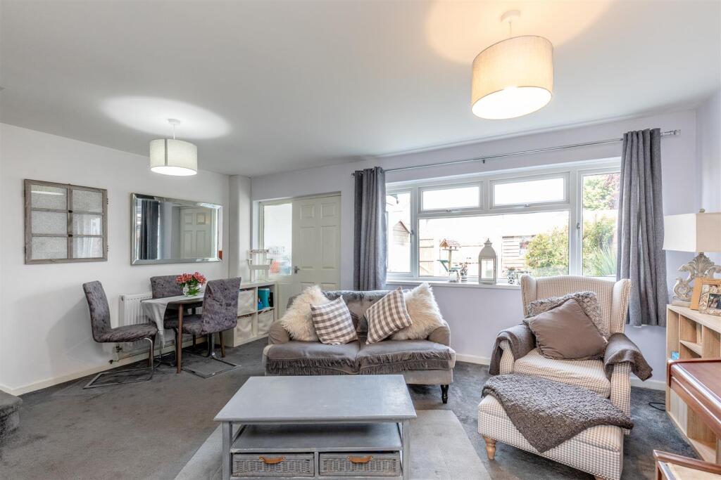 Bevington Close, Patchway Living Room.jpg