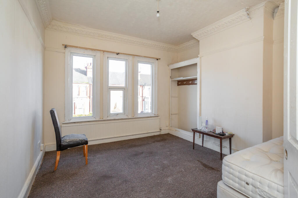 Bedroom 1a
