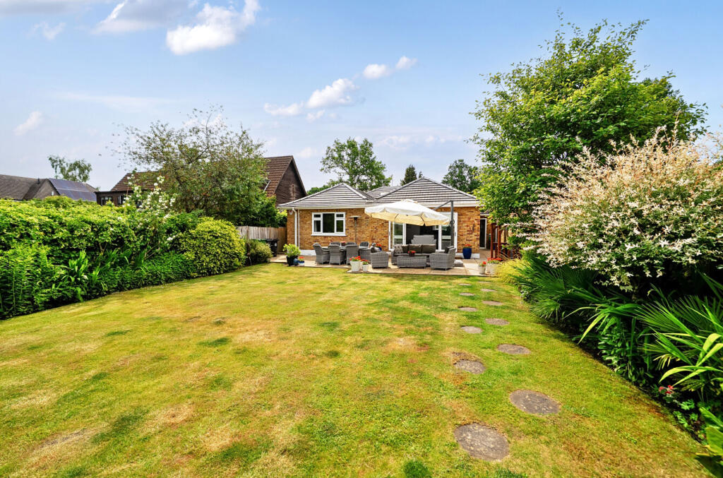 1311718-12-685547...