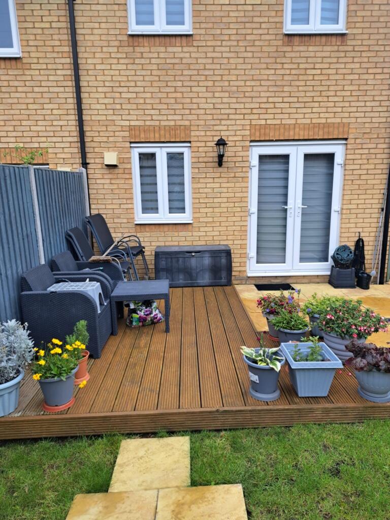 Rear photo - Sparrow Drive