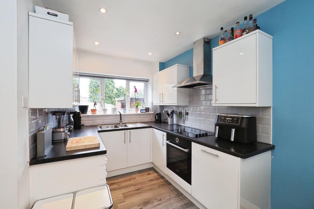 Modern and Open Plan Kitchen Diner