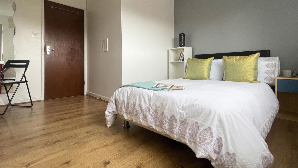 student-4-bed-flat-nightingale-rd-portsmouth (22).