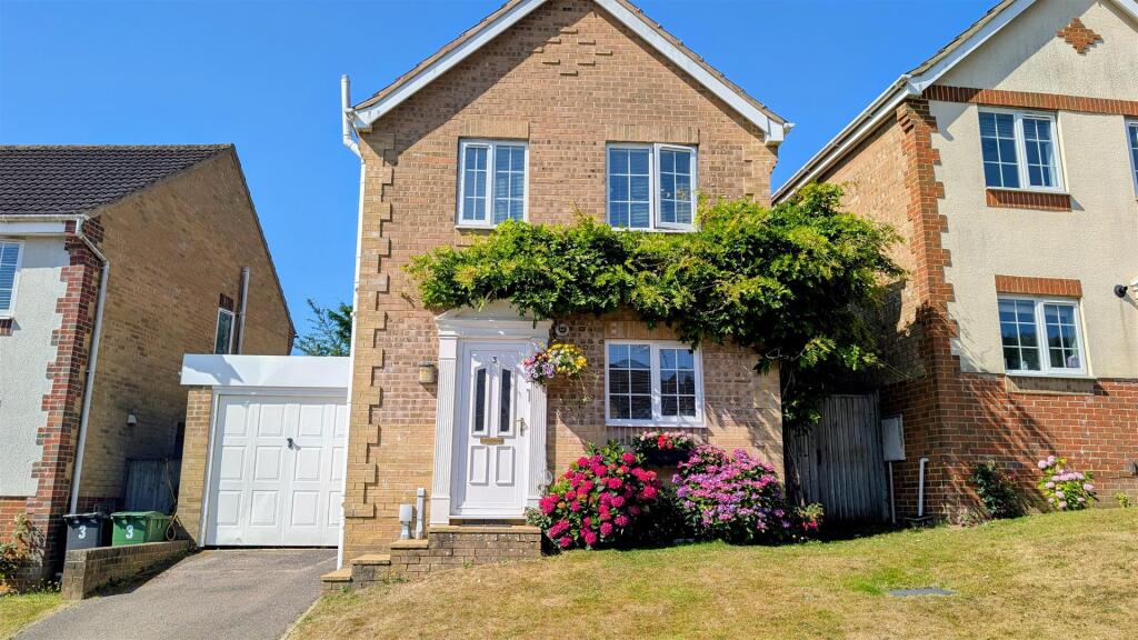 84b5f8d5-edab-45f1-abef-bb208de0524e~1 (002).jpg