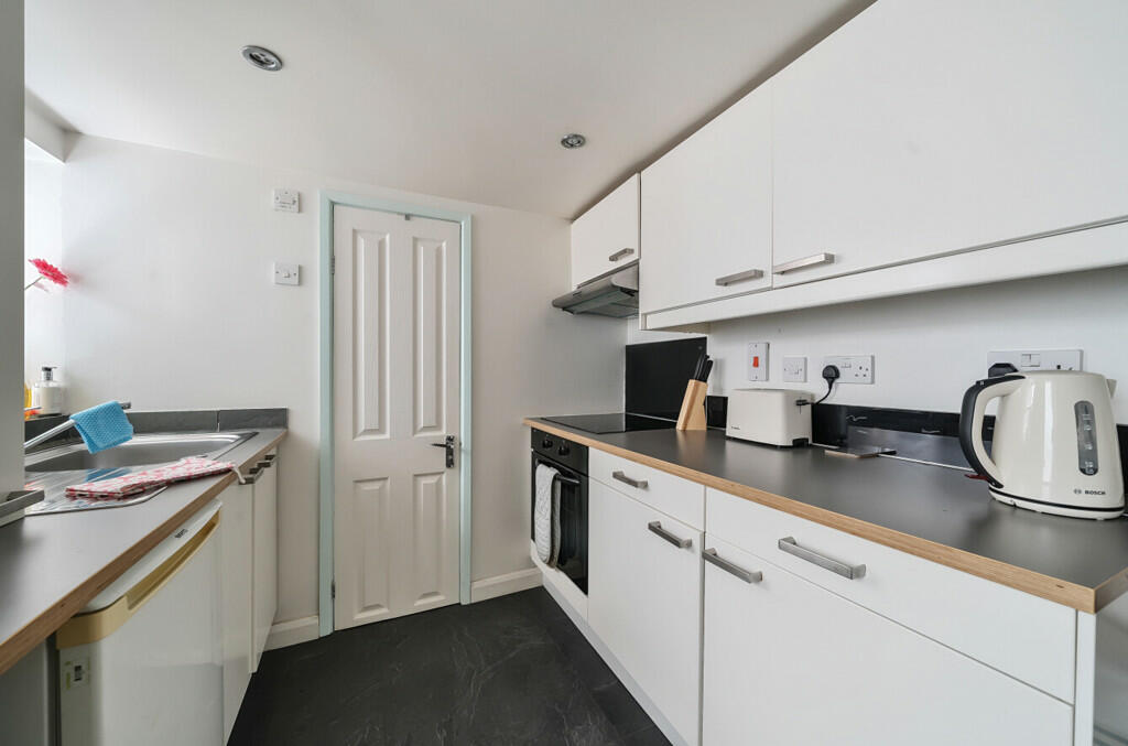 L/G Kitchen