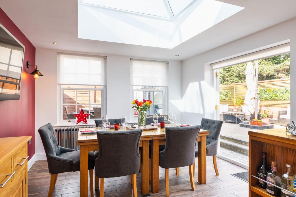 Lantern roof to dining room