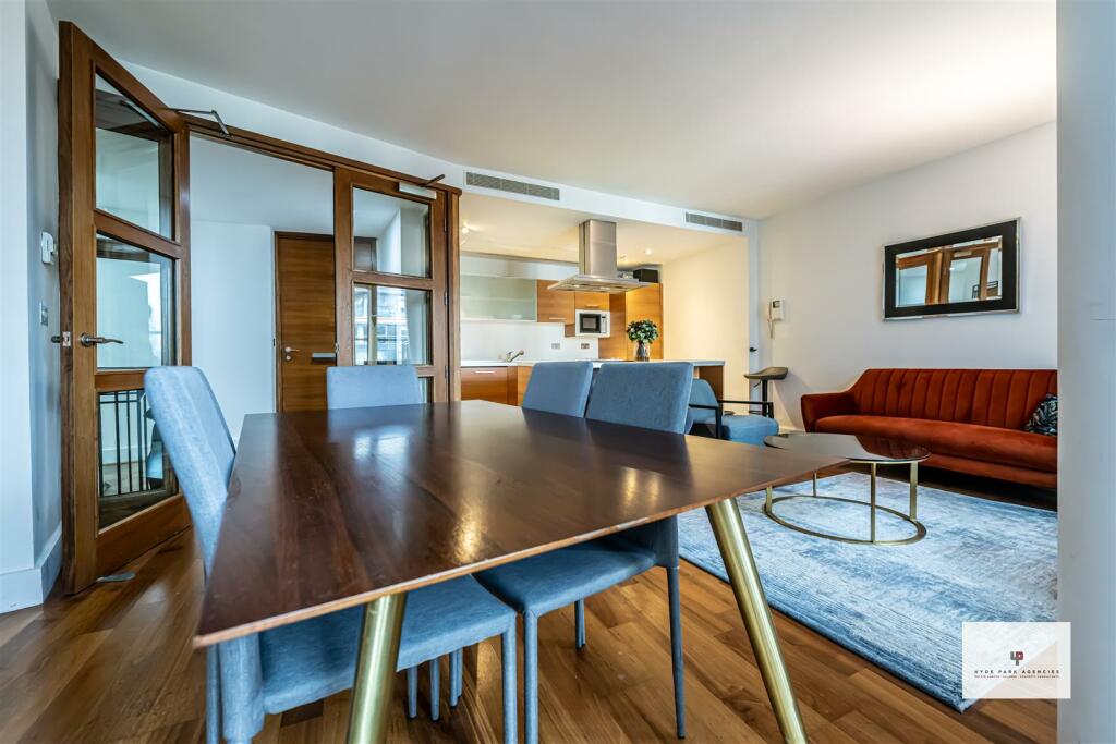 Balmoral Apartments 516-008 HR - HPA.jpg