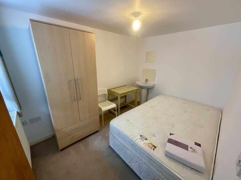 50 Beaconsfield Road - Bedroom 6 (2)