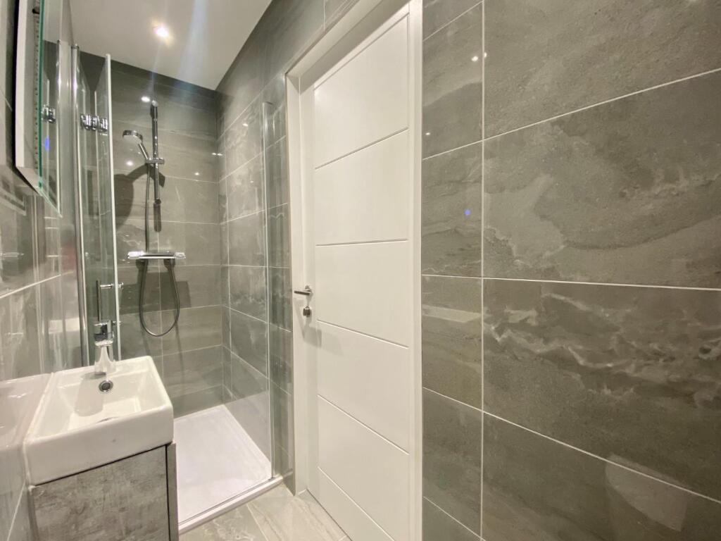Bedroom 1 En Suite Aspect 2