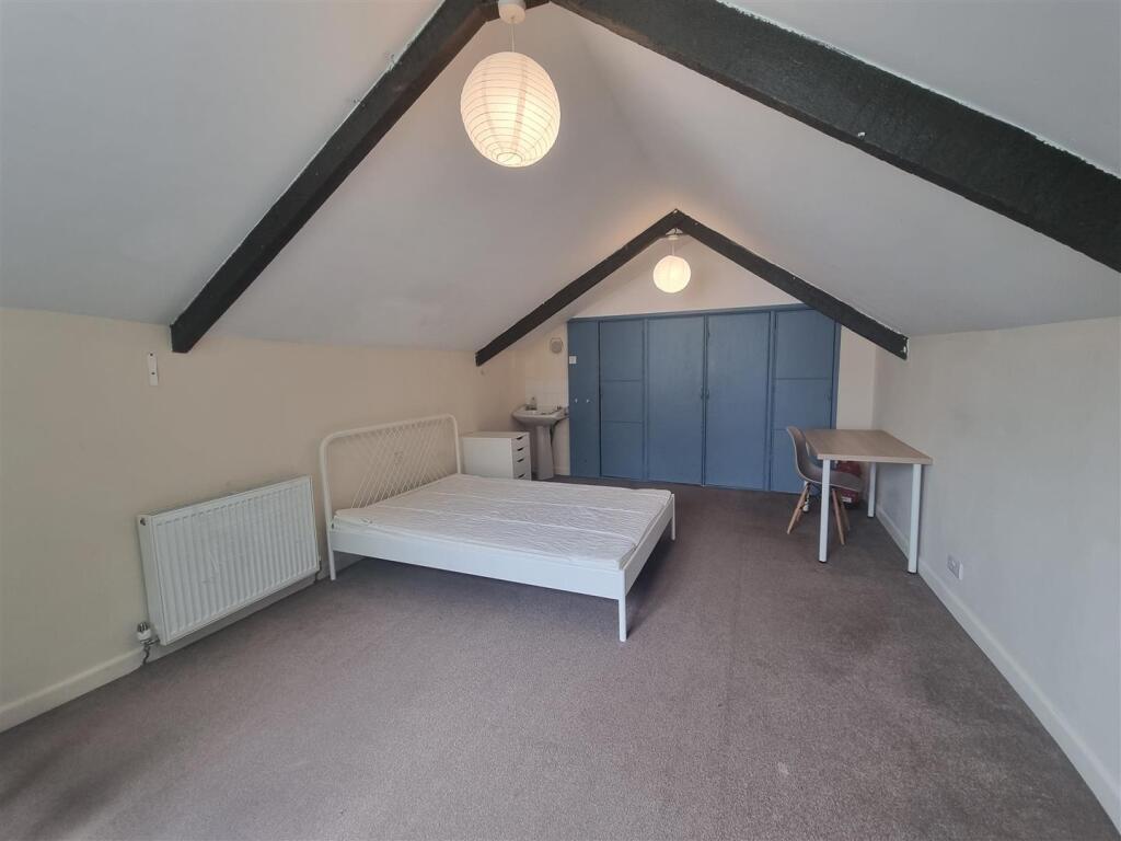 ATTIC (2) (2).jpg