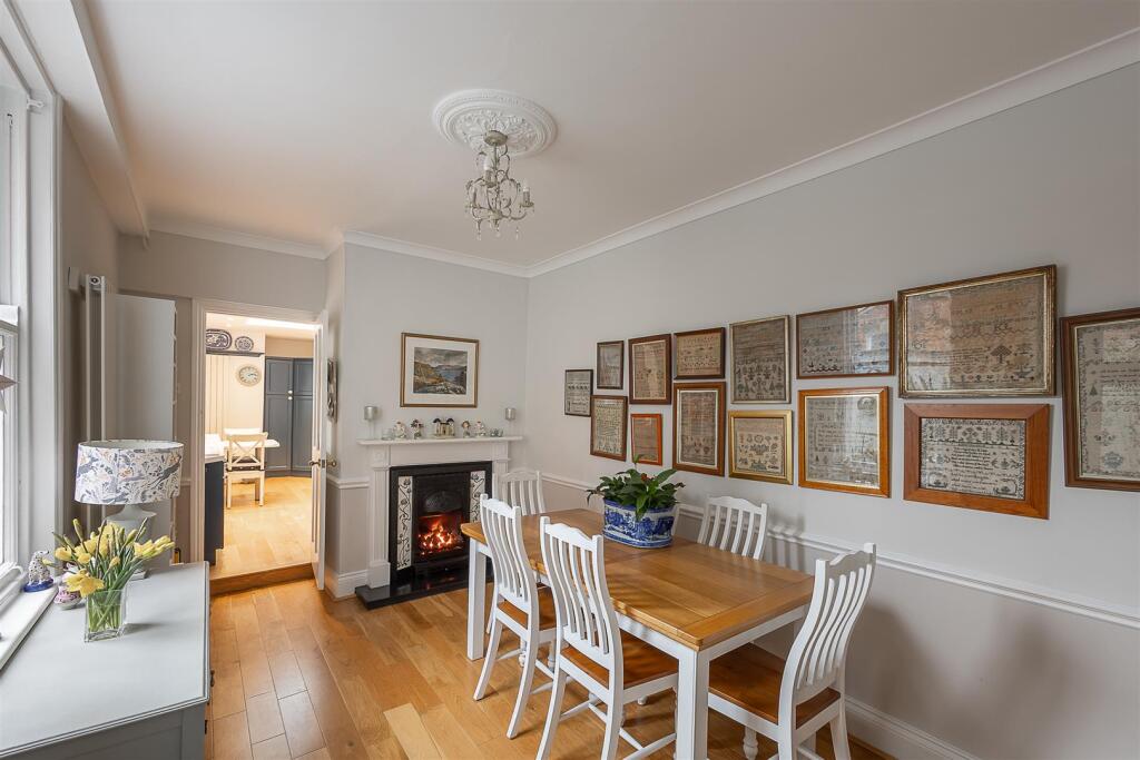Breakfast Room