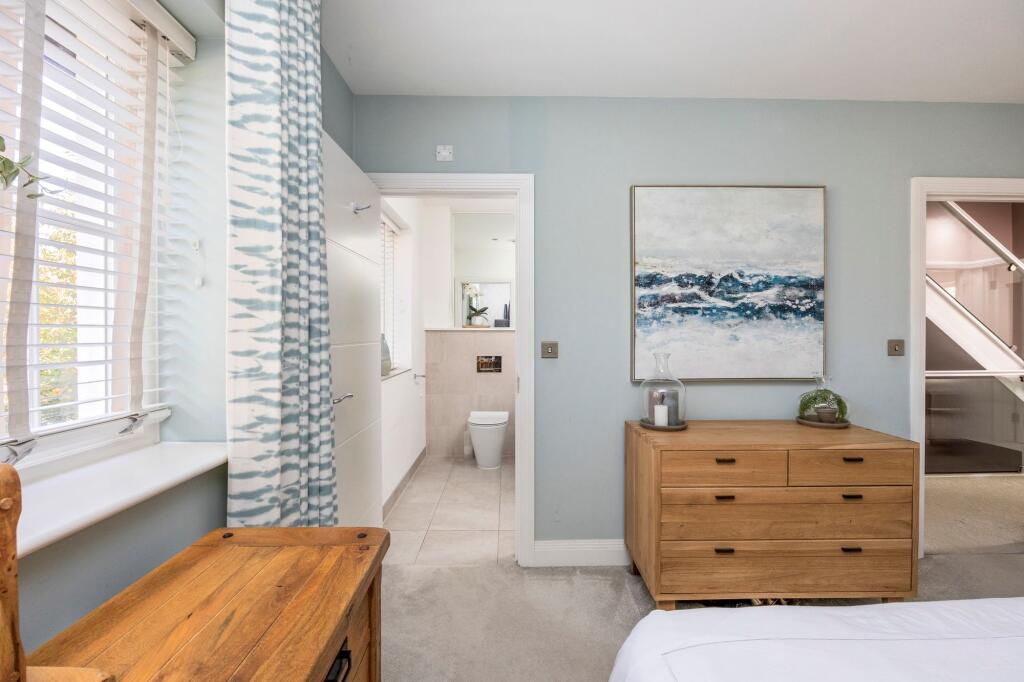 Main Bedroom with En-Suite