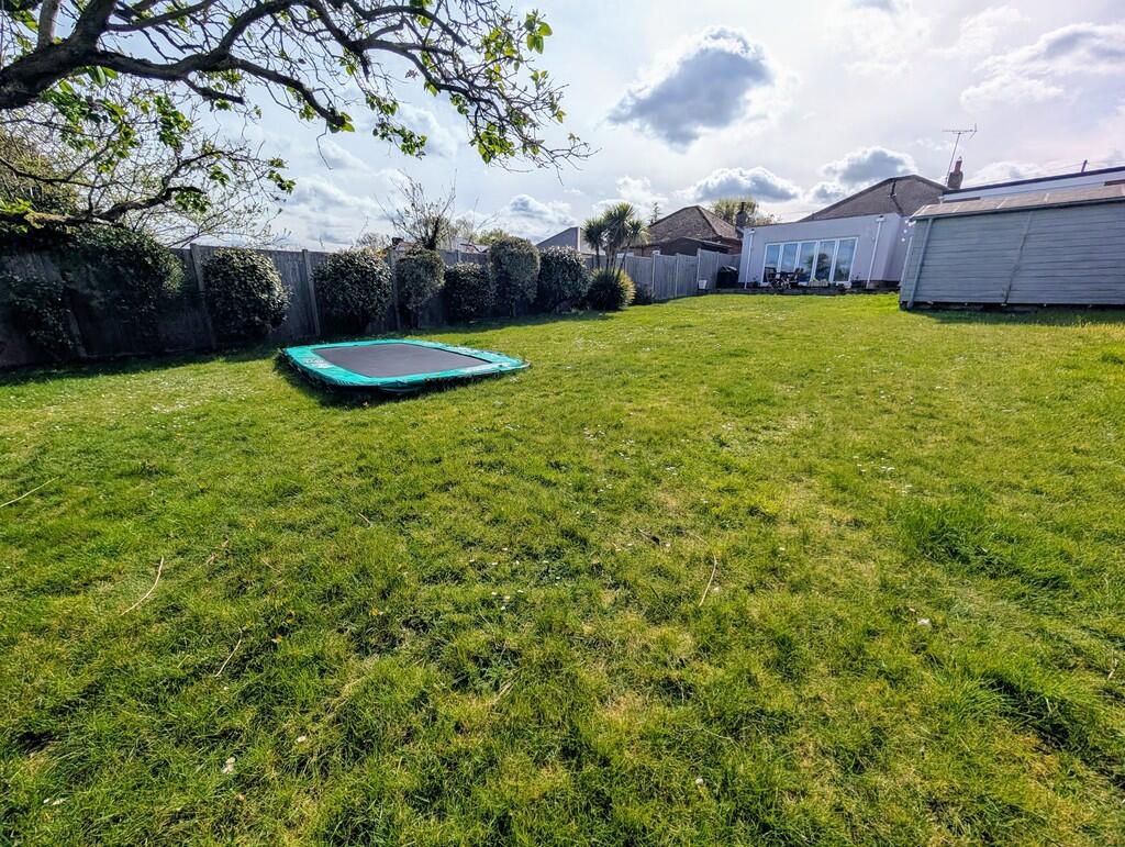 PXL_20250416_0926...