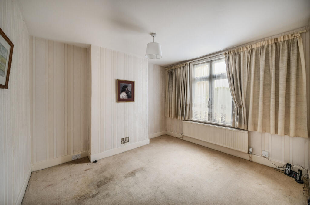 1305868-11-6846c6...