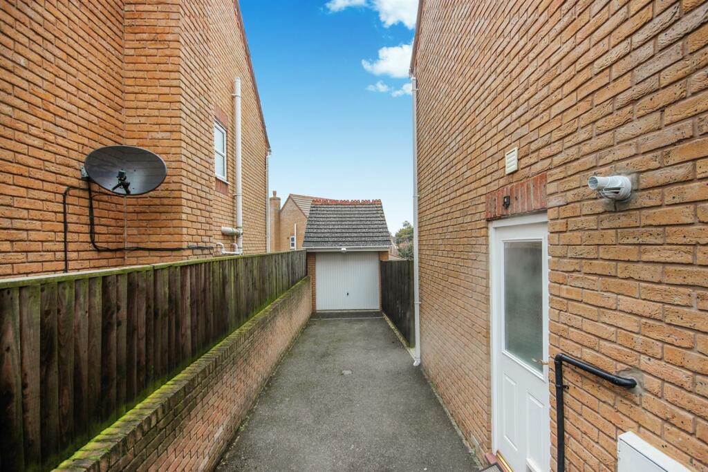 Driveway.jpg