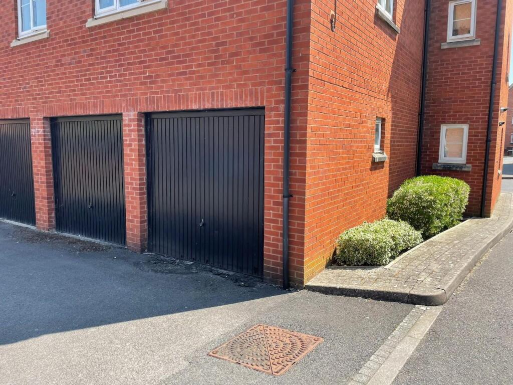 phelps mill garage.jpg