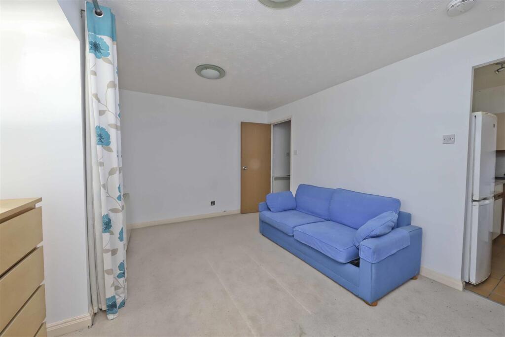 Studio room