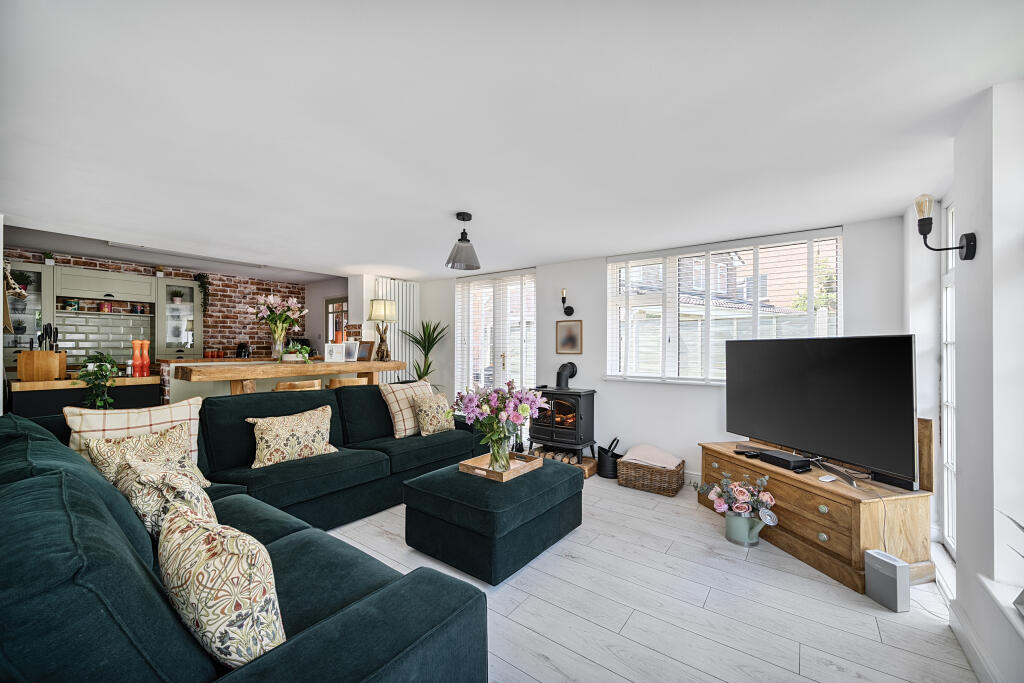 1325085768710a83a0266