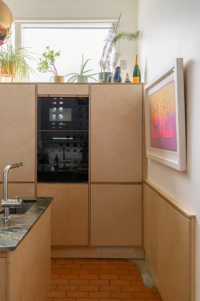 305644 - 471HarrowRoad_HighRes-40.jpg