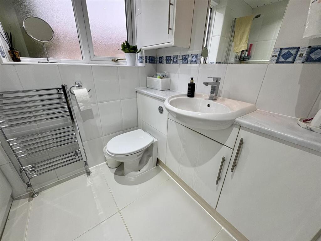 Bramleys Estate Agents - Moorlands Road - Greetlan